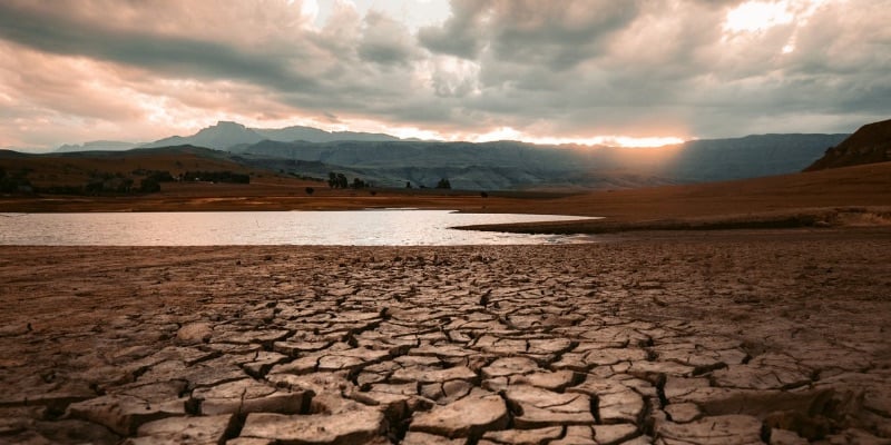 Dried up lake